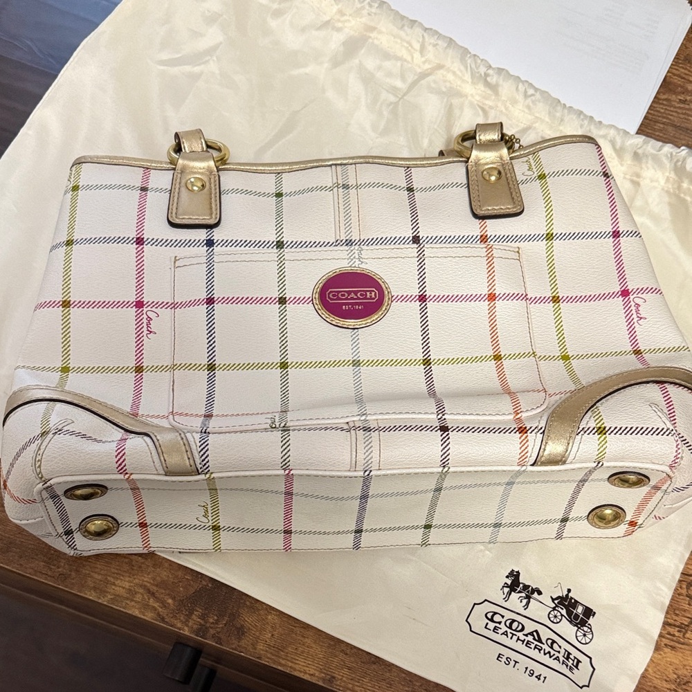 Coach White and Gold Plaid Women's Bag